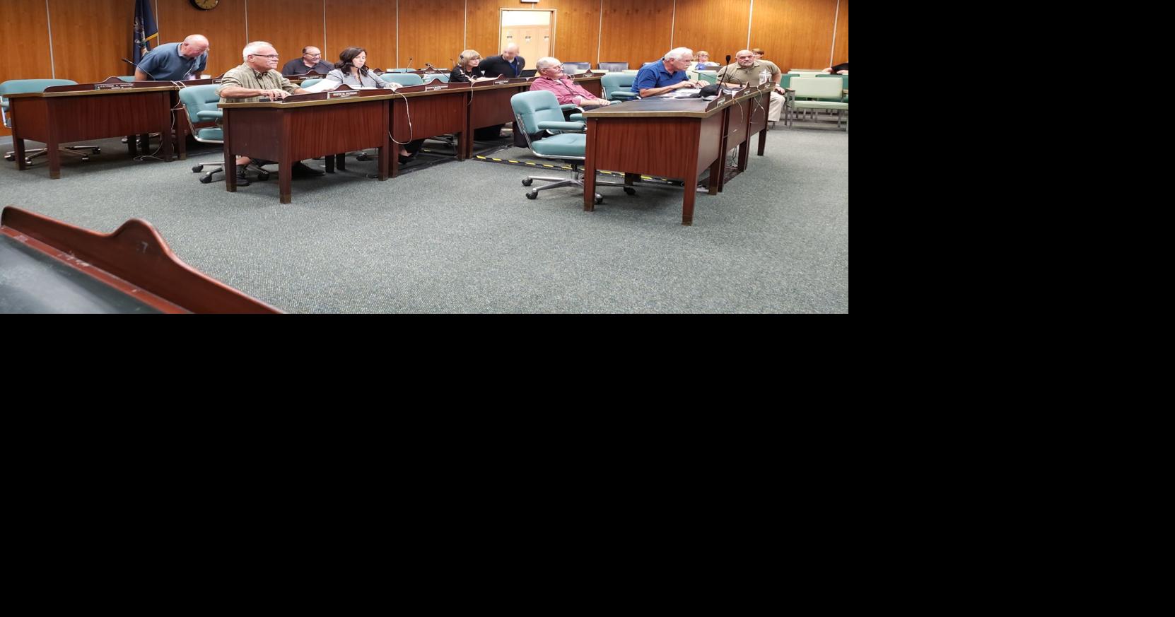 Cayuga County Legislature exploring future of administrator position