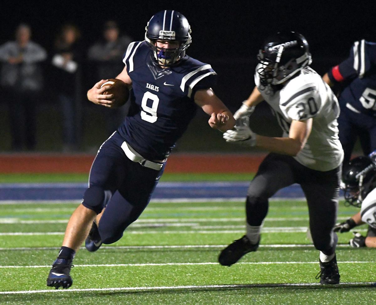 Walborn leads JordanElbridge football team to key win over Southern