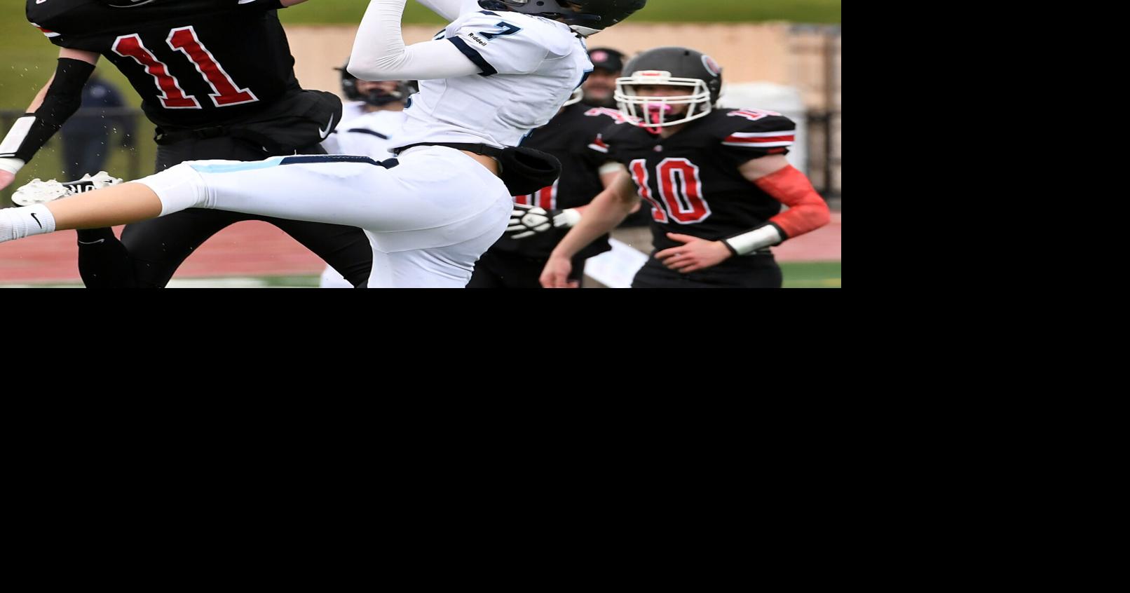 Moravia football denied in 8man championship by Groton