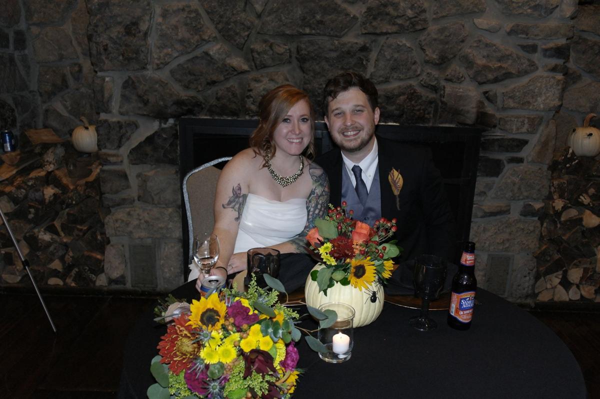 Auburn couple goes bananas for 'Beetlejuice' with surprise ...