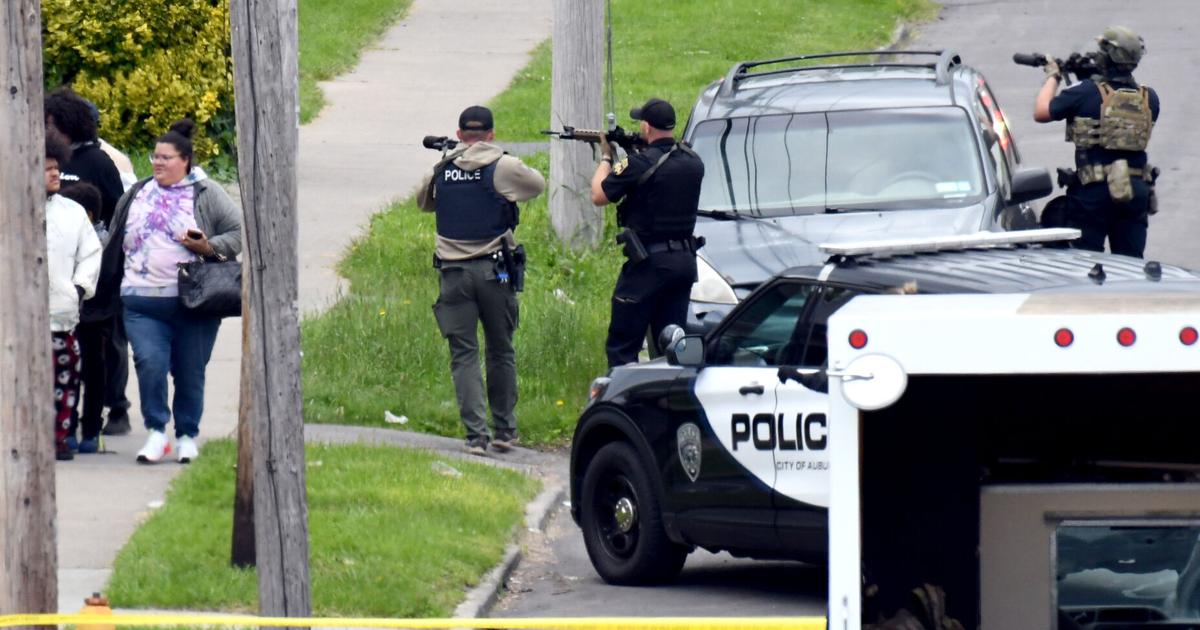 Auburn police seek suspect in assault that caused standoff