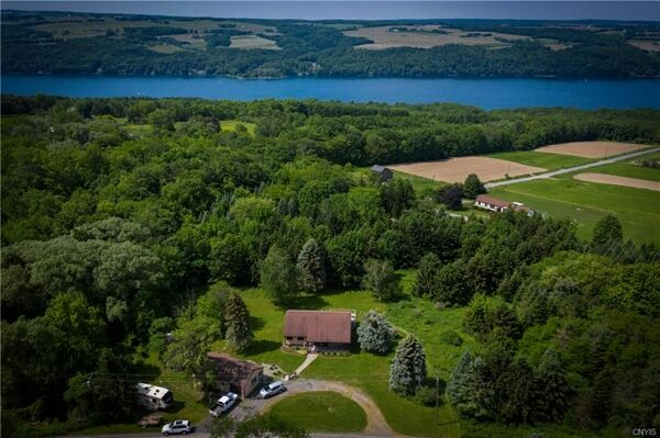 2 Bedroom Home in Skaneateles - $284,900