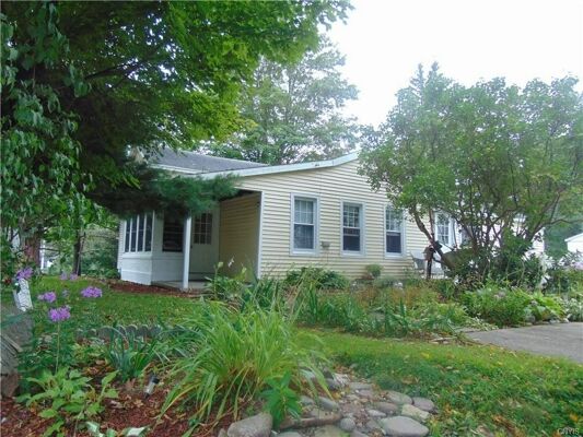 2 Bedroom Home in Moravia - $89,999