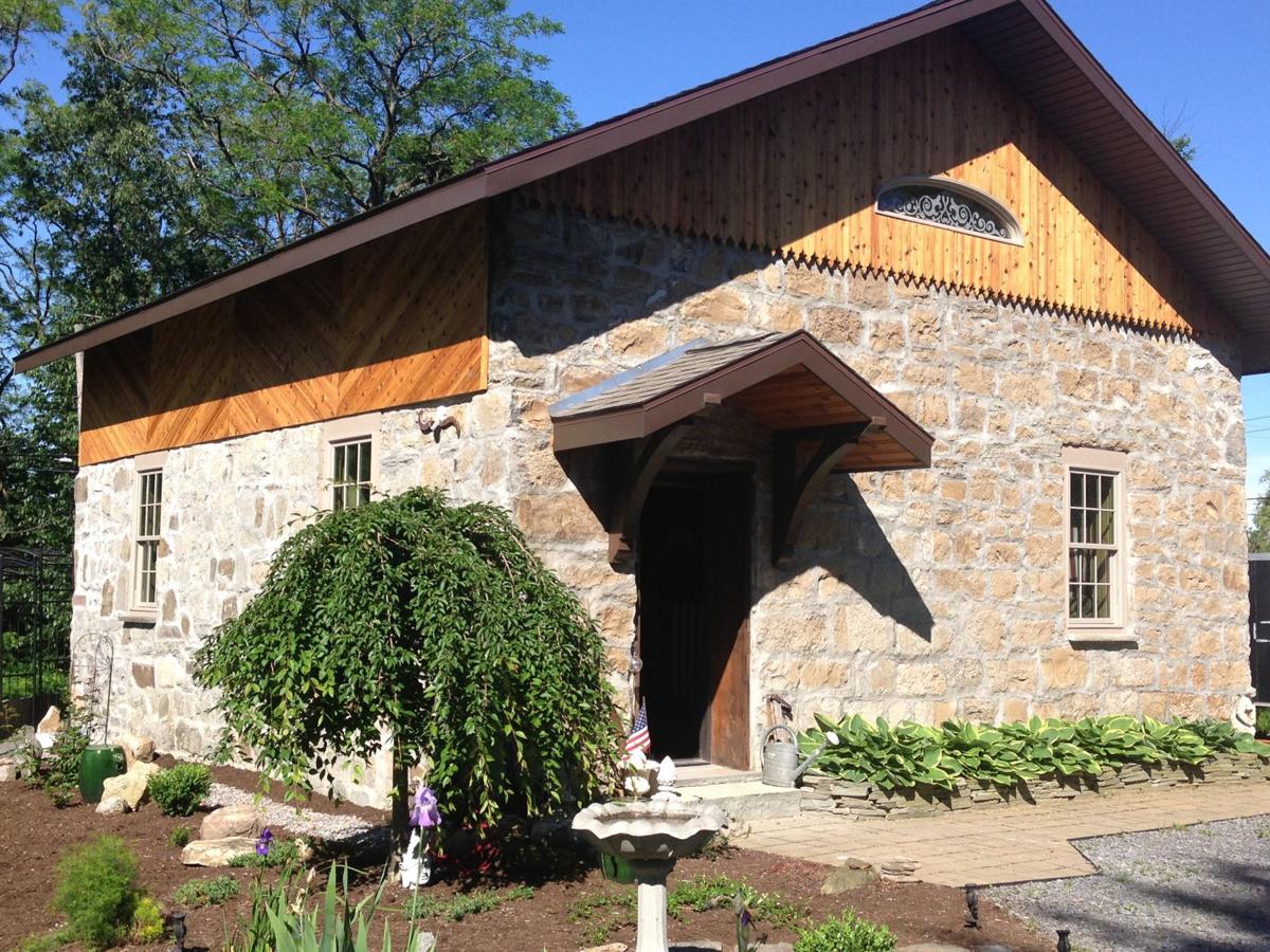 'New lease on life': Studio becomes fresh start for Skaneateles artist, Spafford schoolhouse