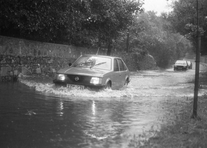 1986: Strongest hurricane doesn't make landfall