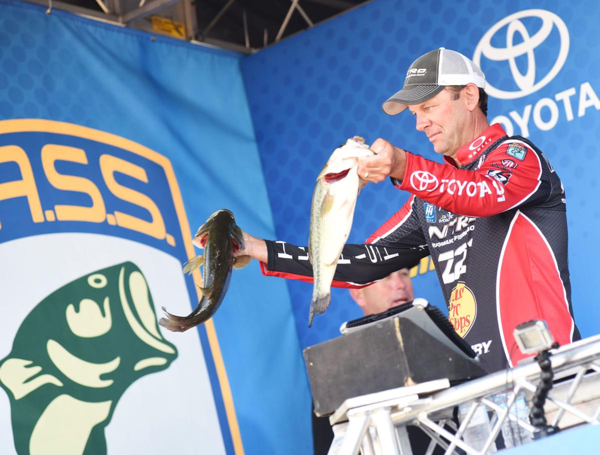 Bassmasters Elite Series in Union Springs draws crowd of over 17,000