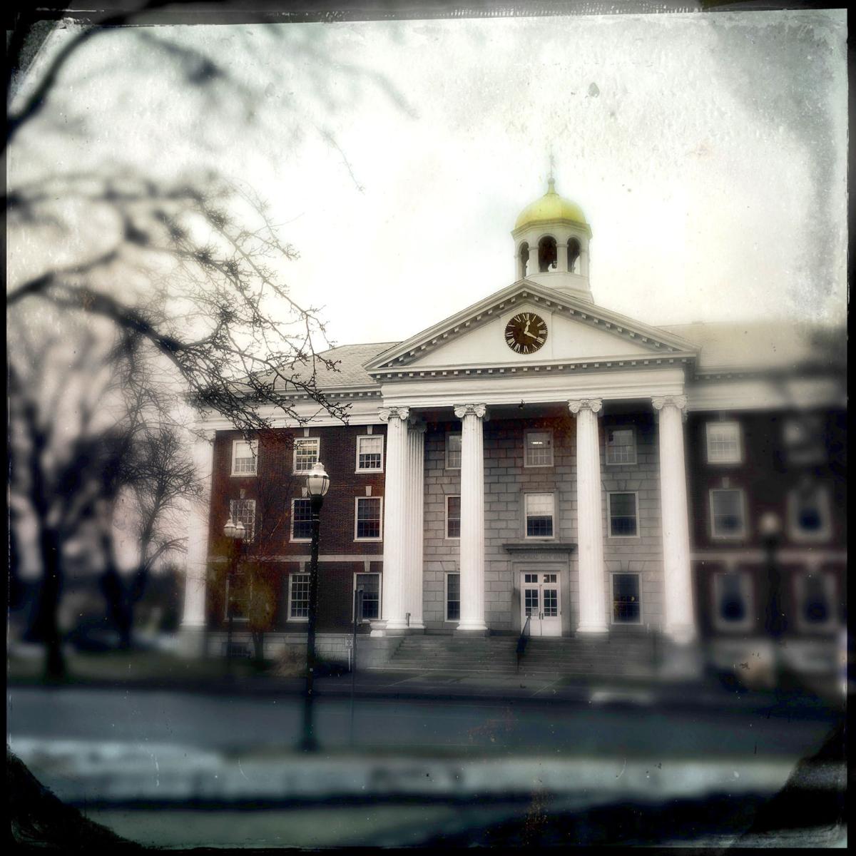 Auburn city hall elevator to be replaced