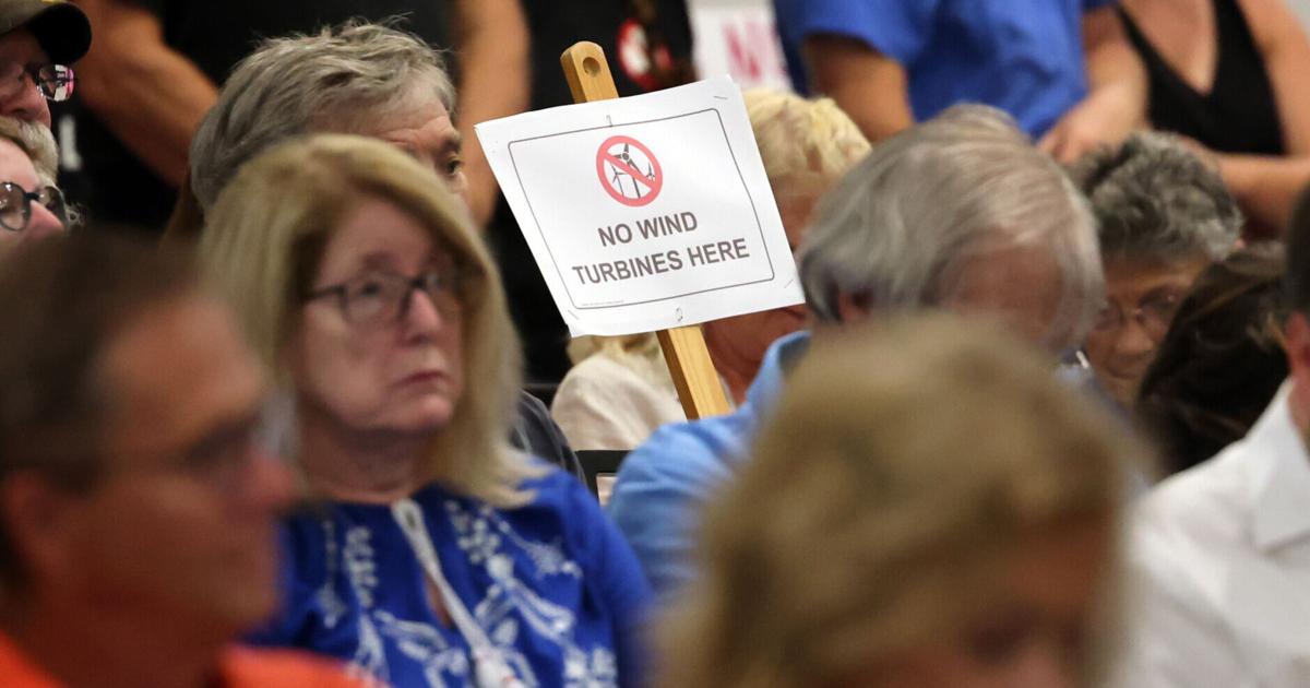 Group sues NYS over Cayuga County wind project