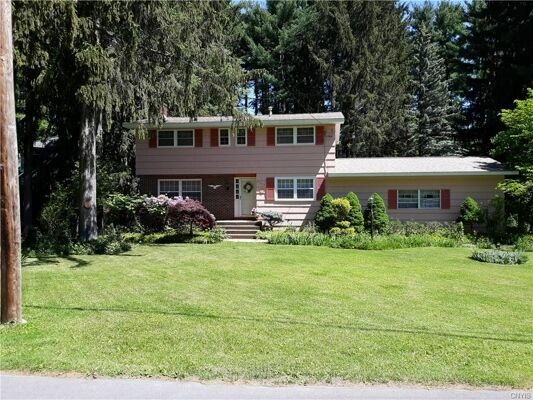 4 Bedroom Home in Syracuse - $214,900