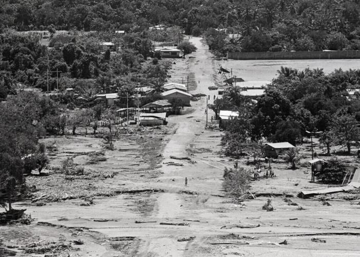 1974: Hurricane Fifi strikes Honduras