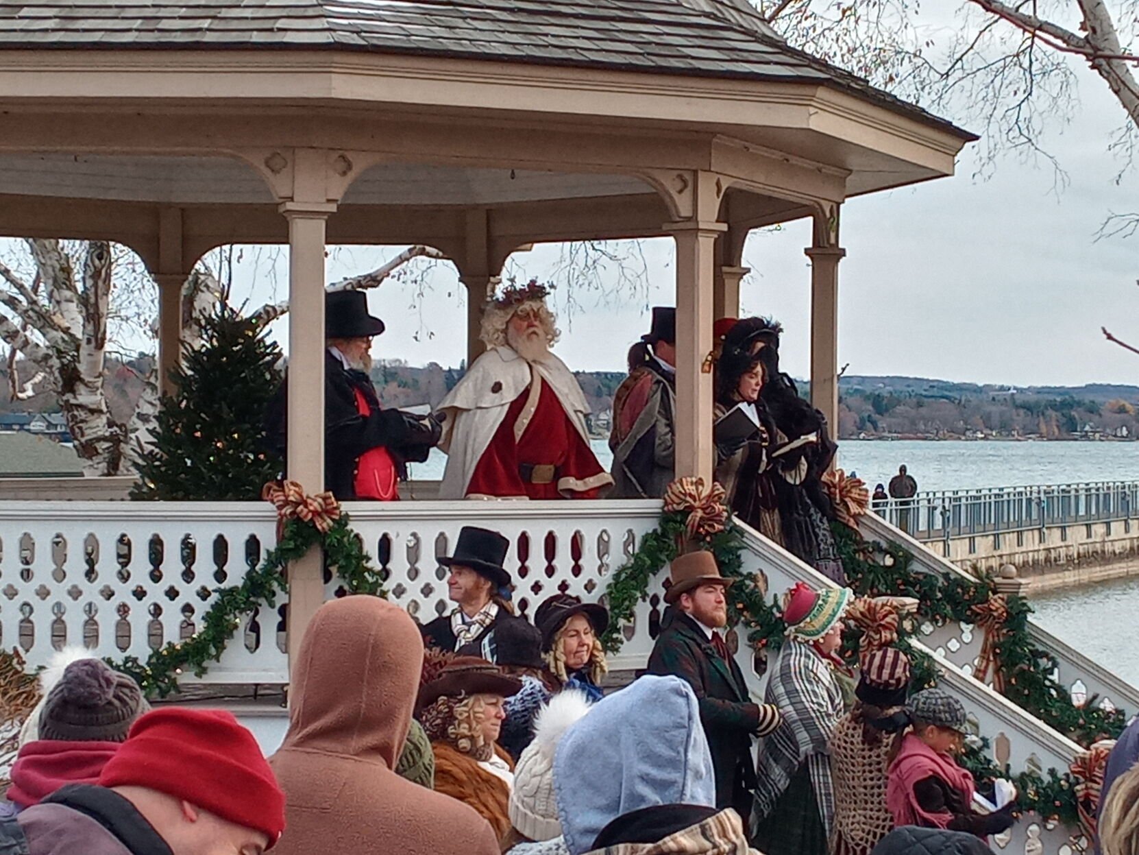 Dickens Village Anniversary outlet Gazebo