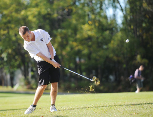 Auburn boys golf tops Central Square