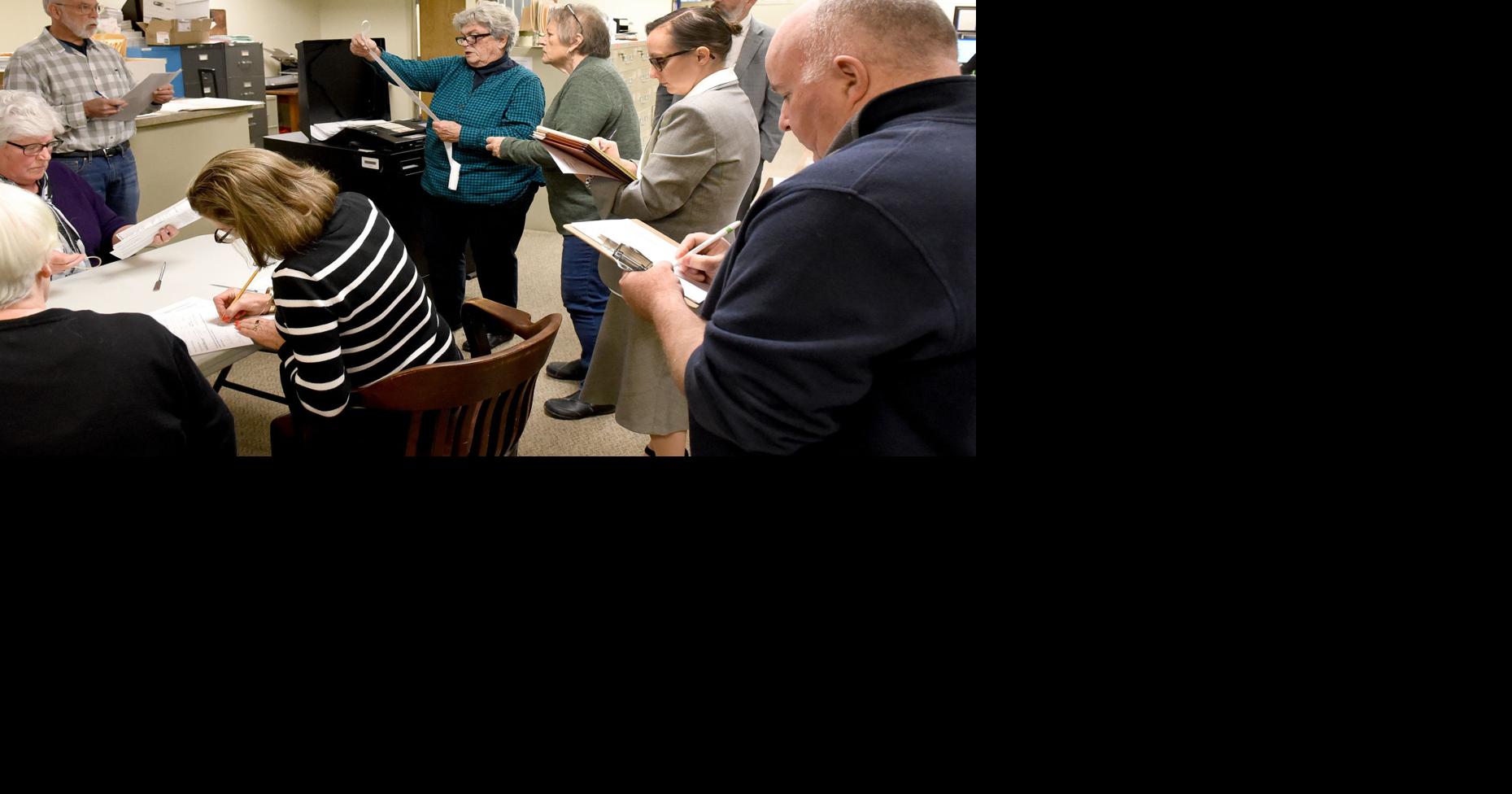 Cayuga County election commissioners retiring