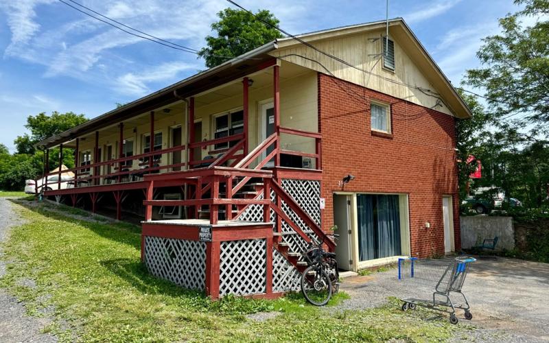Auburn residents sue to block homeless shelter project