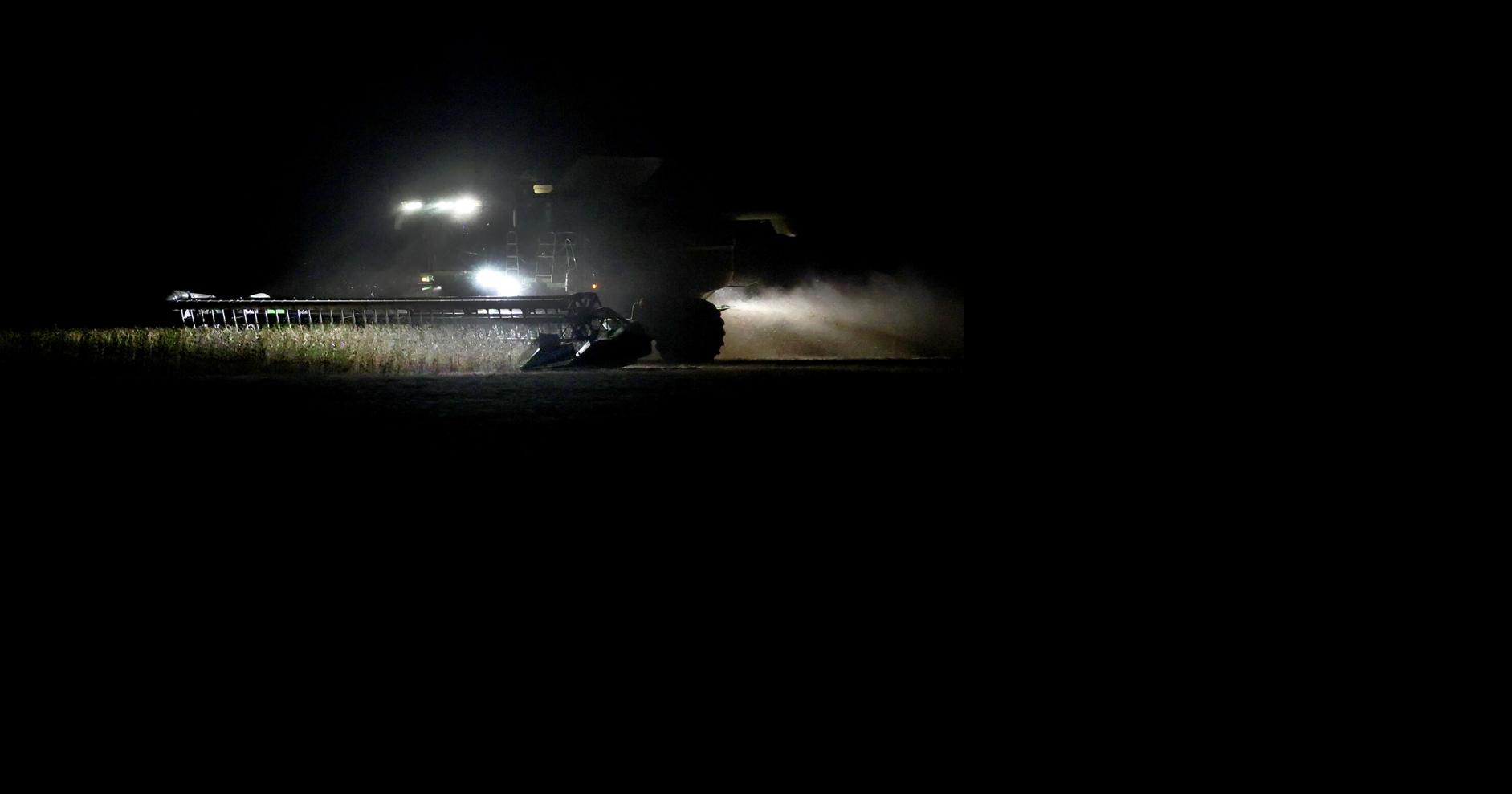Farmer Combine.JPG