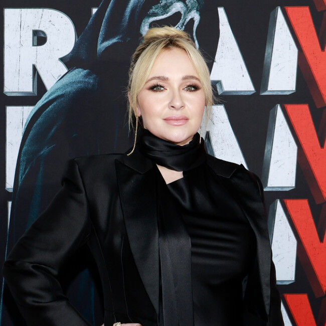 Hayden Panettiere felt scared of singing