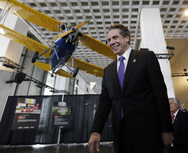 Siena Poll Cuomo�s favorability dips, but he continues to
