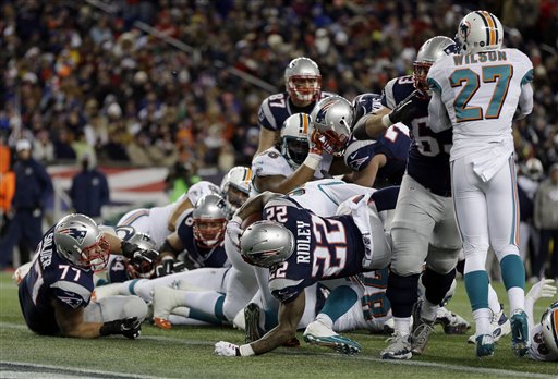 Tom Brady's Six Touchdowns Help Patriots Pound Titans 59-0 