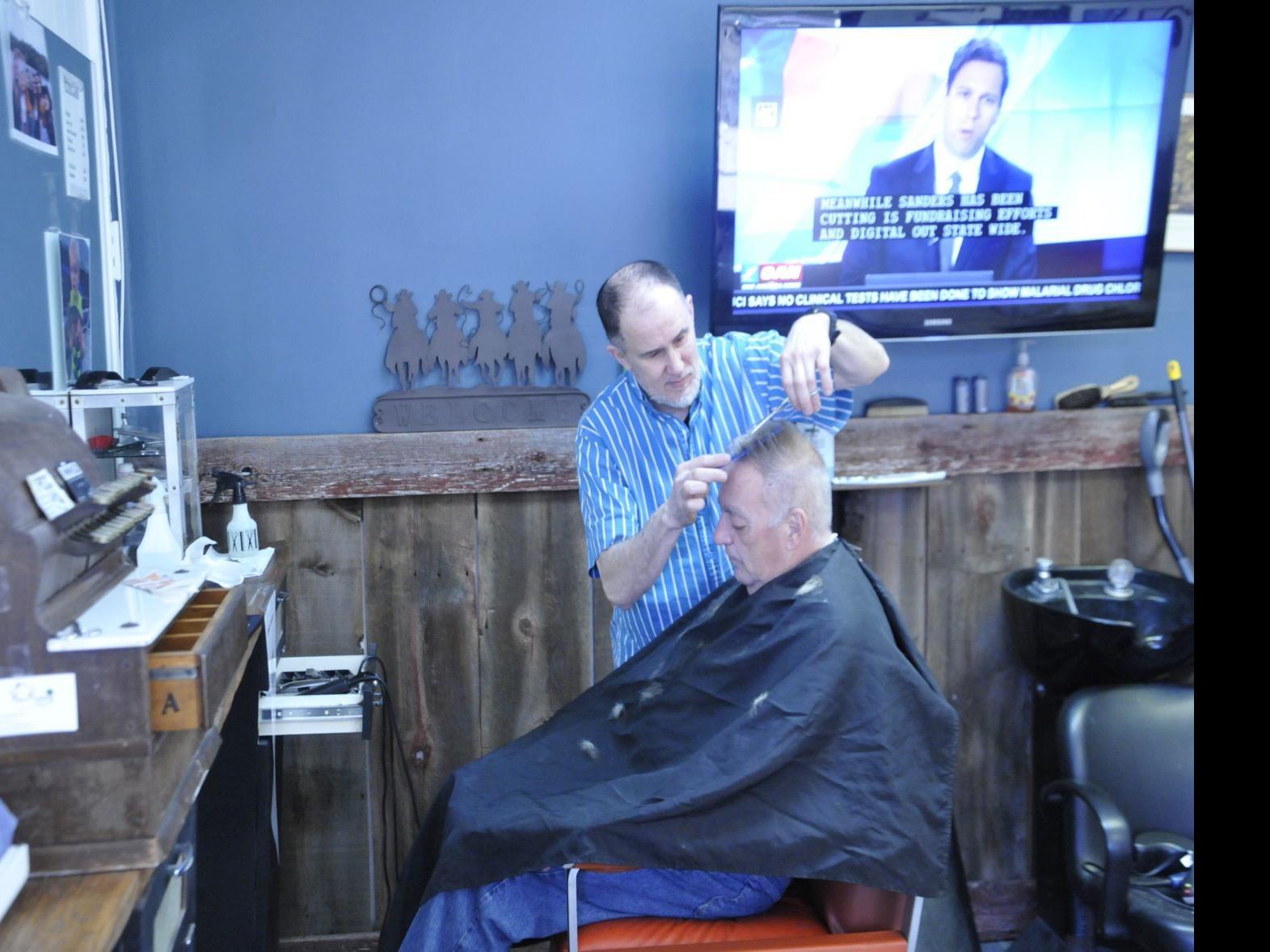 Auburn Barbers Make Final Cuts Ahead Of Mandatory Covid 19 Related Closure Local News Auburnpub Com