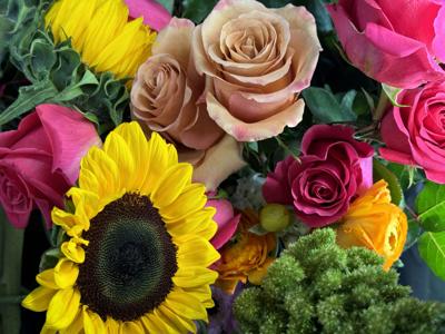 New flower shop blossoms in downtown Auburn