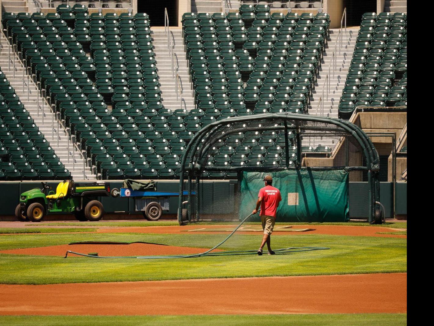 Work Presses On As Sahlen Field In Buffalo Prepares For Blue Jays Local Sports Auburnpub Com