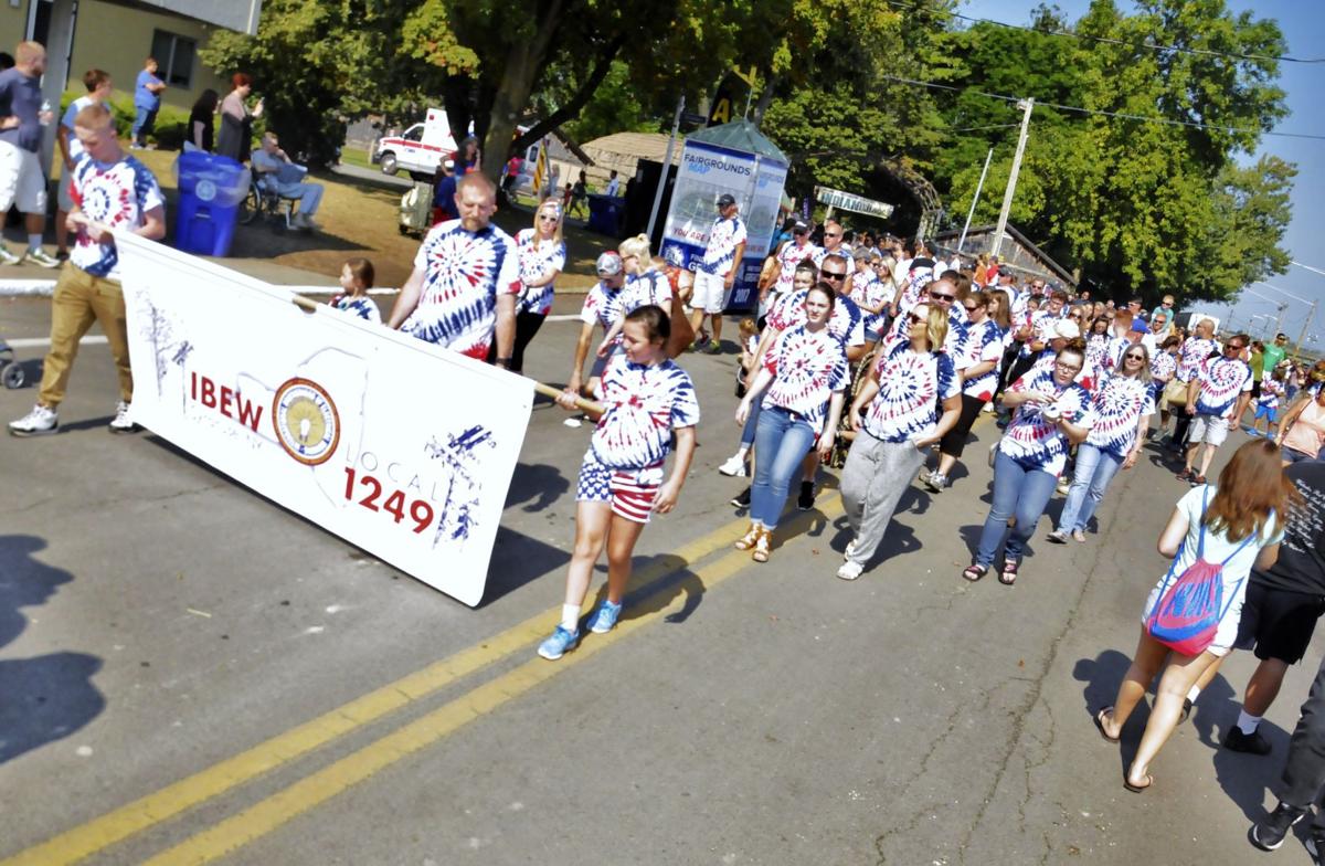 Hundreds march to support unions at annual Labor Day parade at New York