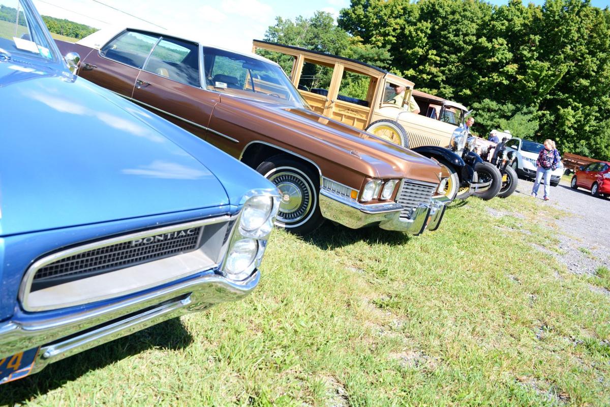 Chicken Barbecue Car Show Supports Weedsport Snowmobile Club