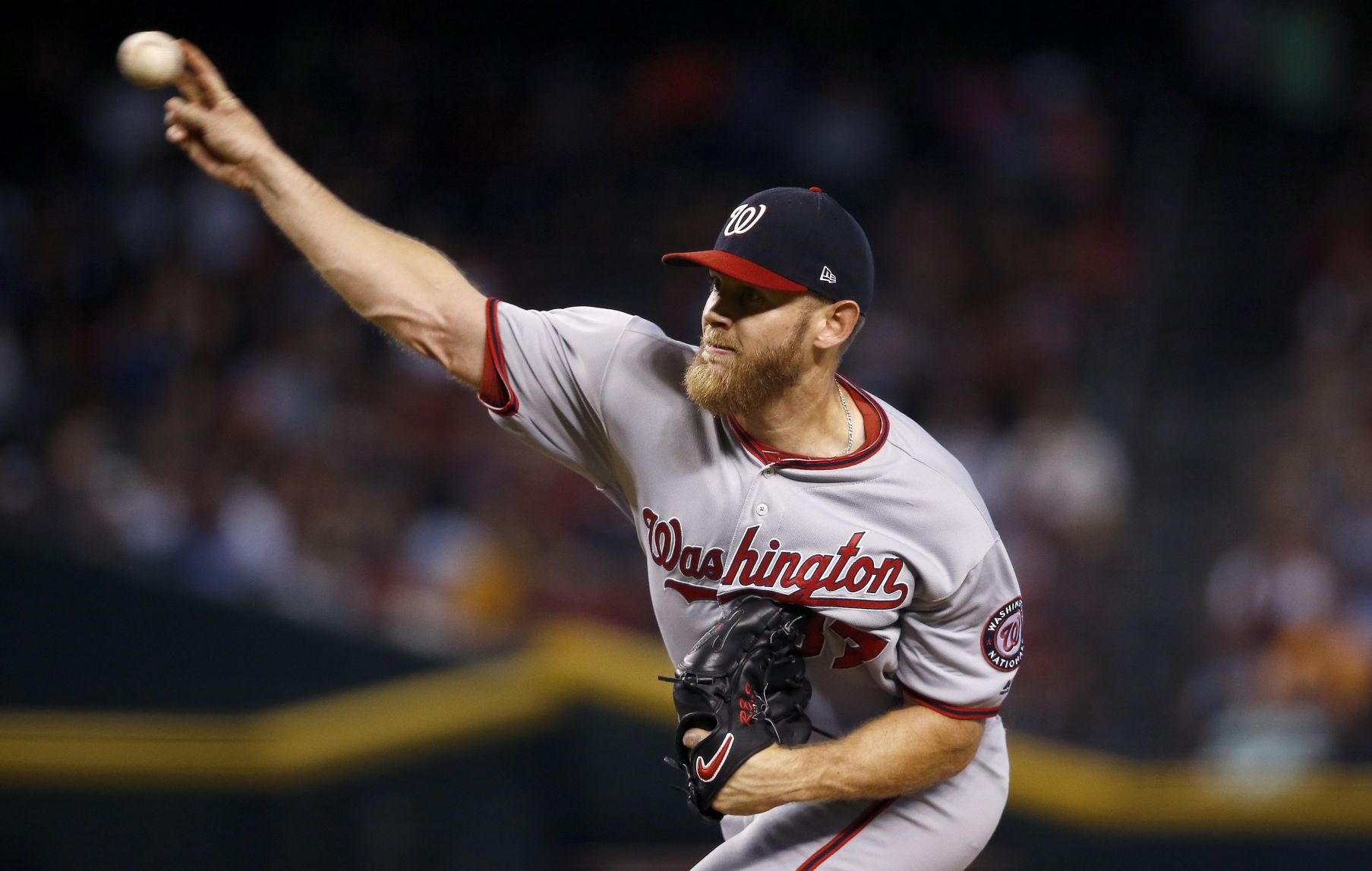 Stephen Strasburg exits start after 2 innings with apparent injury