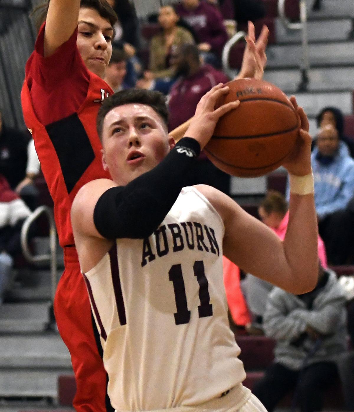 Rebounding Issues Cost Auburn Boys Basketball In Loss To