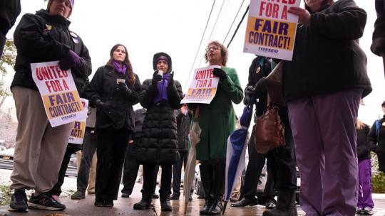 New union blasts group practice, hospital over contract issues New union blasts group practice, hospital over contract issues