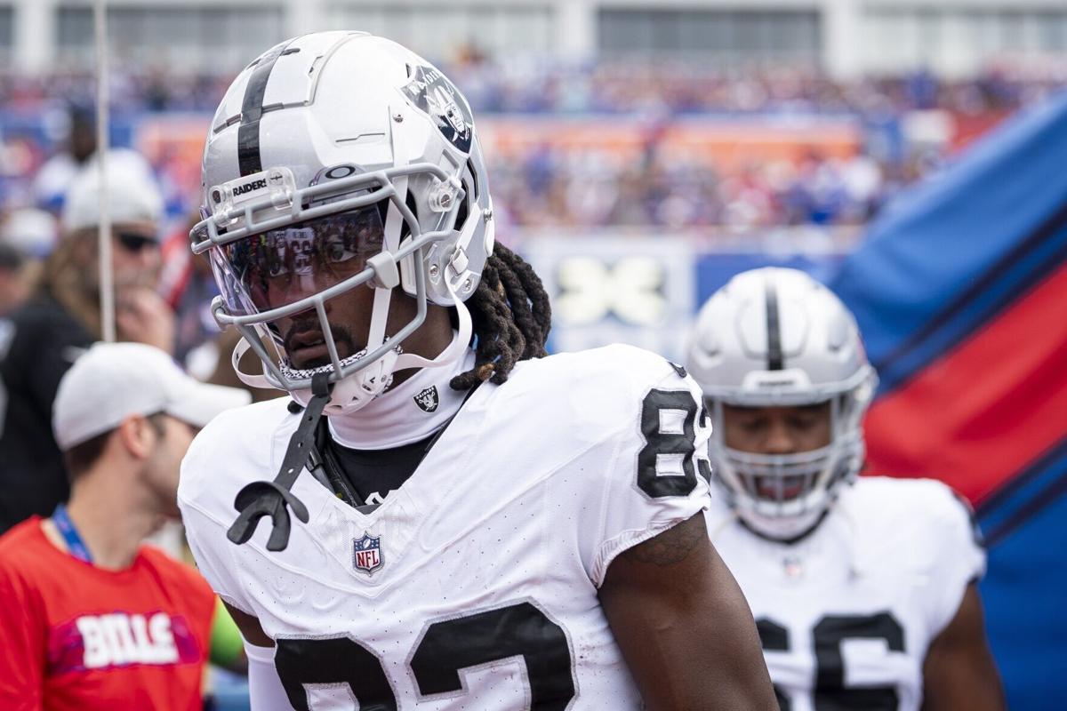 Bills sign WR Kristian Wilkerson, cut WR Hal Presley III