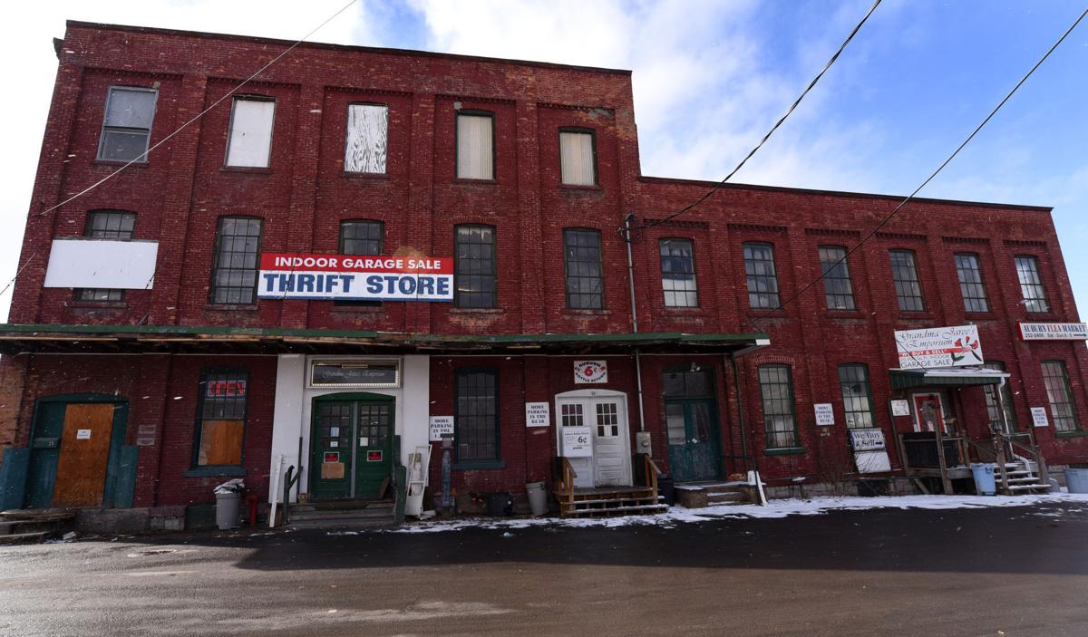 Grandma Jaree S Emporium Continues Renovations As Auburn Trading