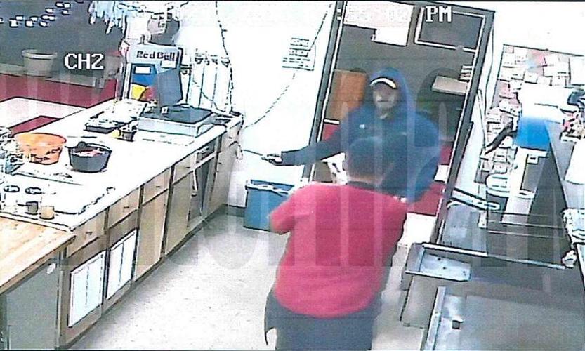 Police seek man who used knife to rob Jreck Subs in Auburn