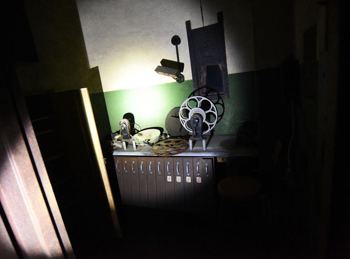 Inside the Auburn Schine Theater