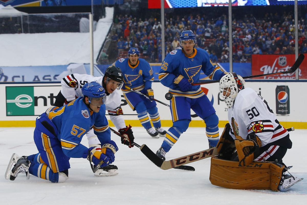 Blues Beat Blackhawks In Winter Classic Auburnpub Com