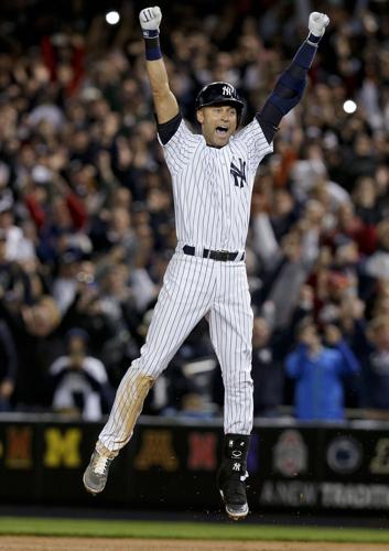 Derek Jeter Drives In Winning Run in Fitting Farewell to Yankee Stadium -  The New York Times