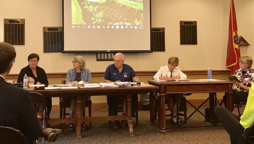 Skaneateles kicks proposed restaurant ban back to planning board