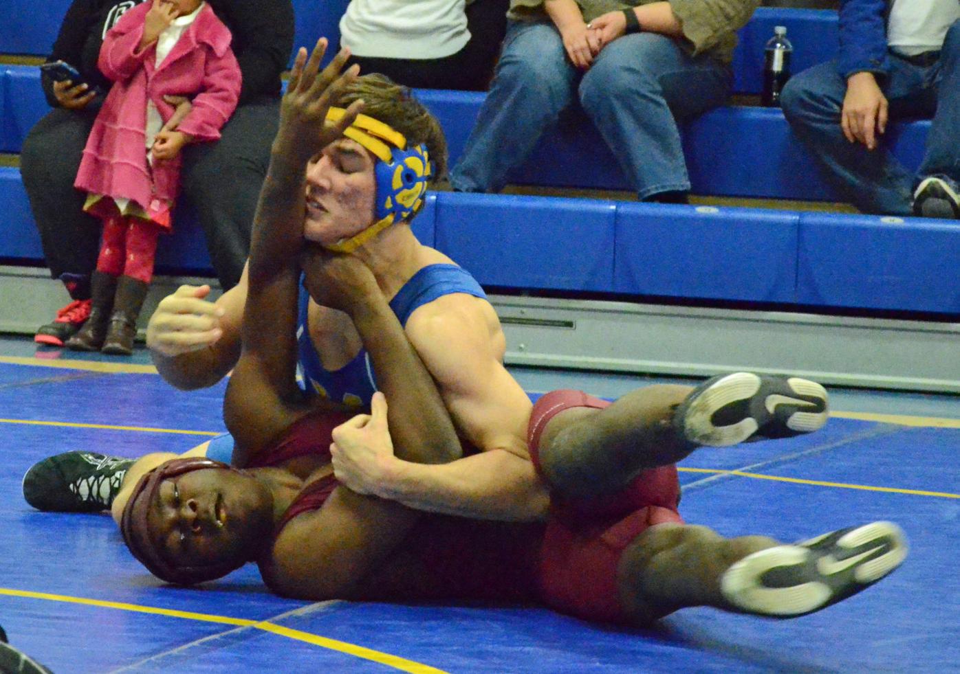 Mount Carmel wrestlers enjoying unbeaten season Sports