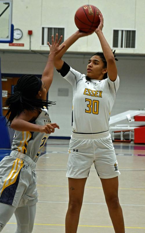Three Knights Sign With D 1 Basketball Programs Sports Avenuenews Com