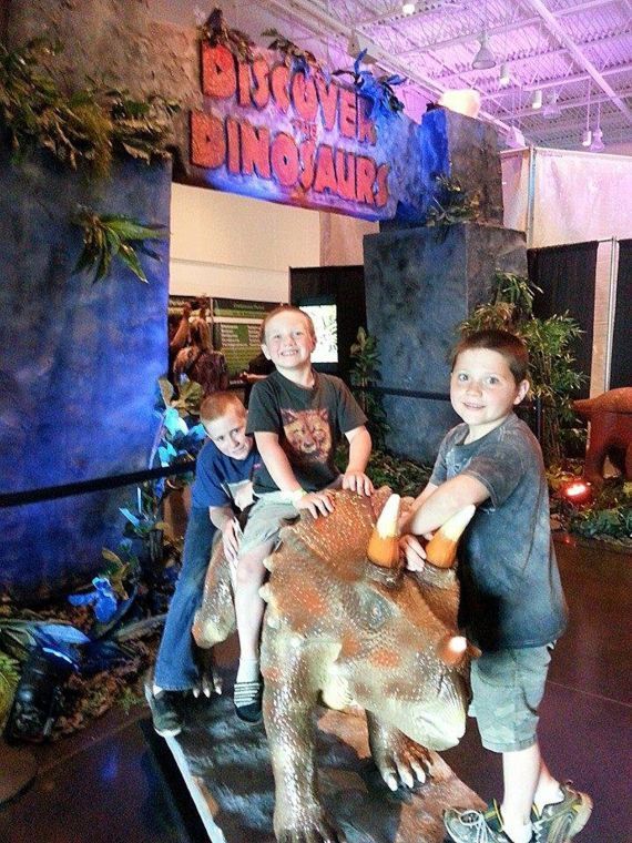 dinosaurs at the fair