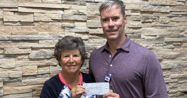 LLH 18-Hole LGA donates through ‘Giving Tuesday’ golf outing