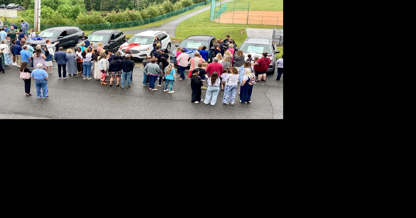 Grant from Logano Foundation provides seven cars for Crossnore Communities for Children