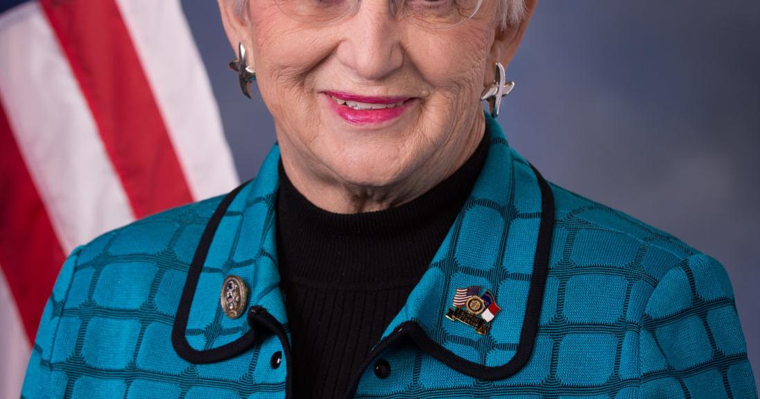 Rep. Foxx celebrates signing of H.R. 5481 | News | averyjournal.com