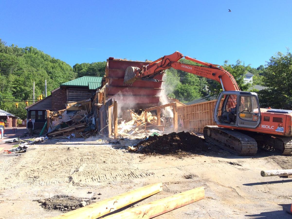 Corner Project Coming To Life In Banner Elk Avery