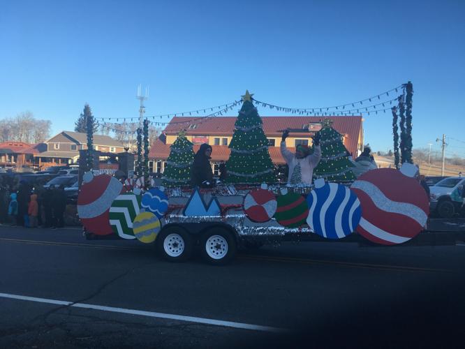 Beech Mountain celebrates Christmas with Holiday Parade Avery