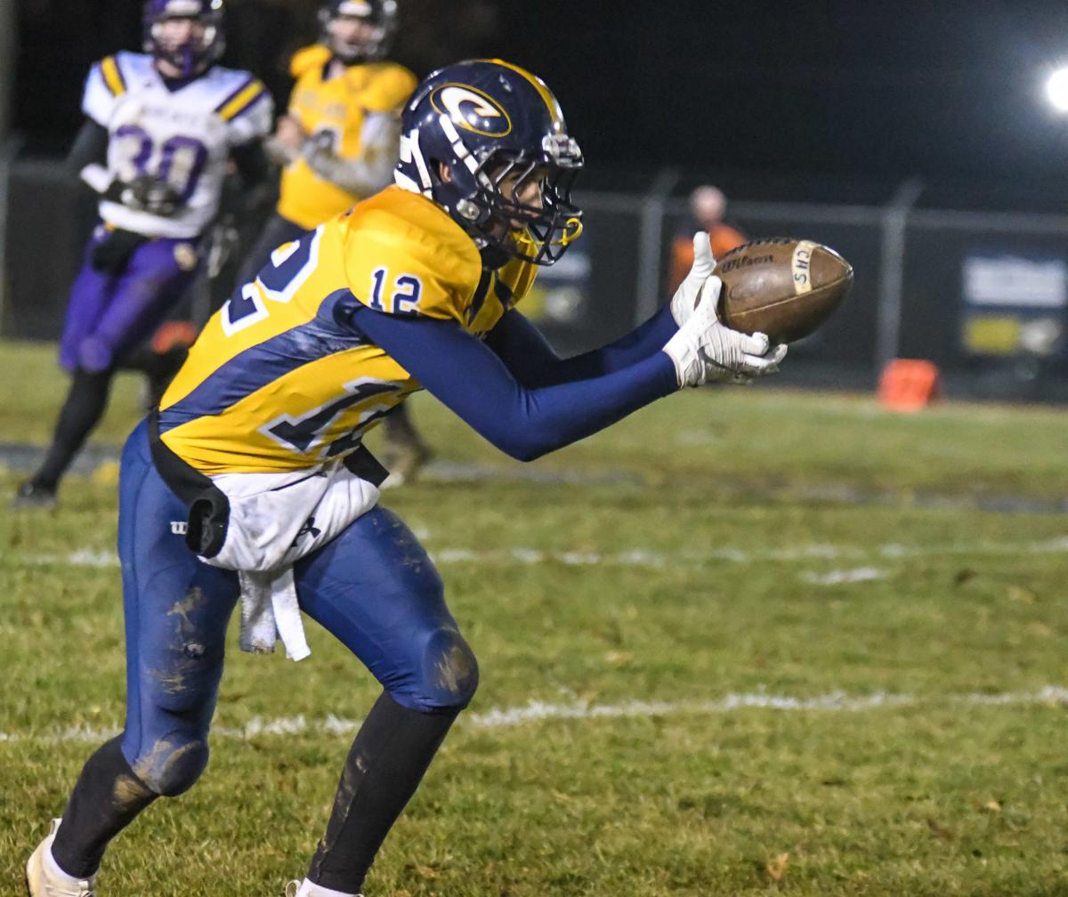 Cloudland Football Falls In Second Round Of Playoffs Sports