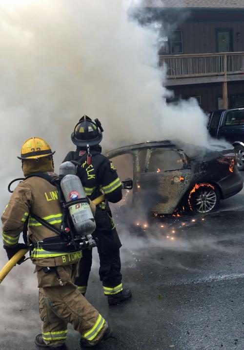Fire Envelopes Car On Hwy 105 Avery Averyjournal Com