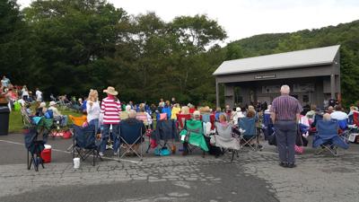 Large Crowd Kicks Off 2018 Banner Elk Concerts In The Park Avery