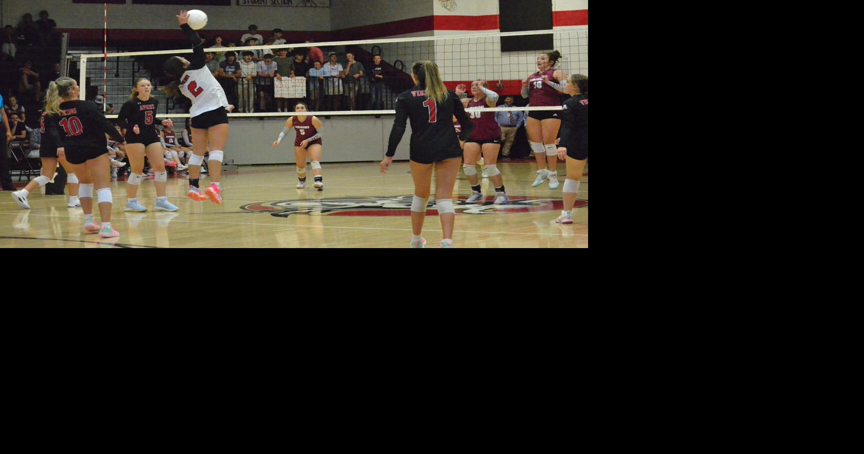Lady Vikings Volleyball unable to cage Cougars