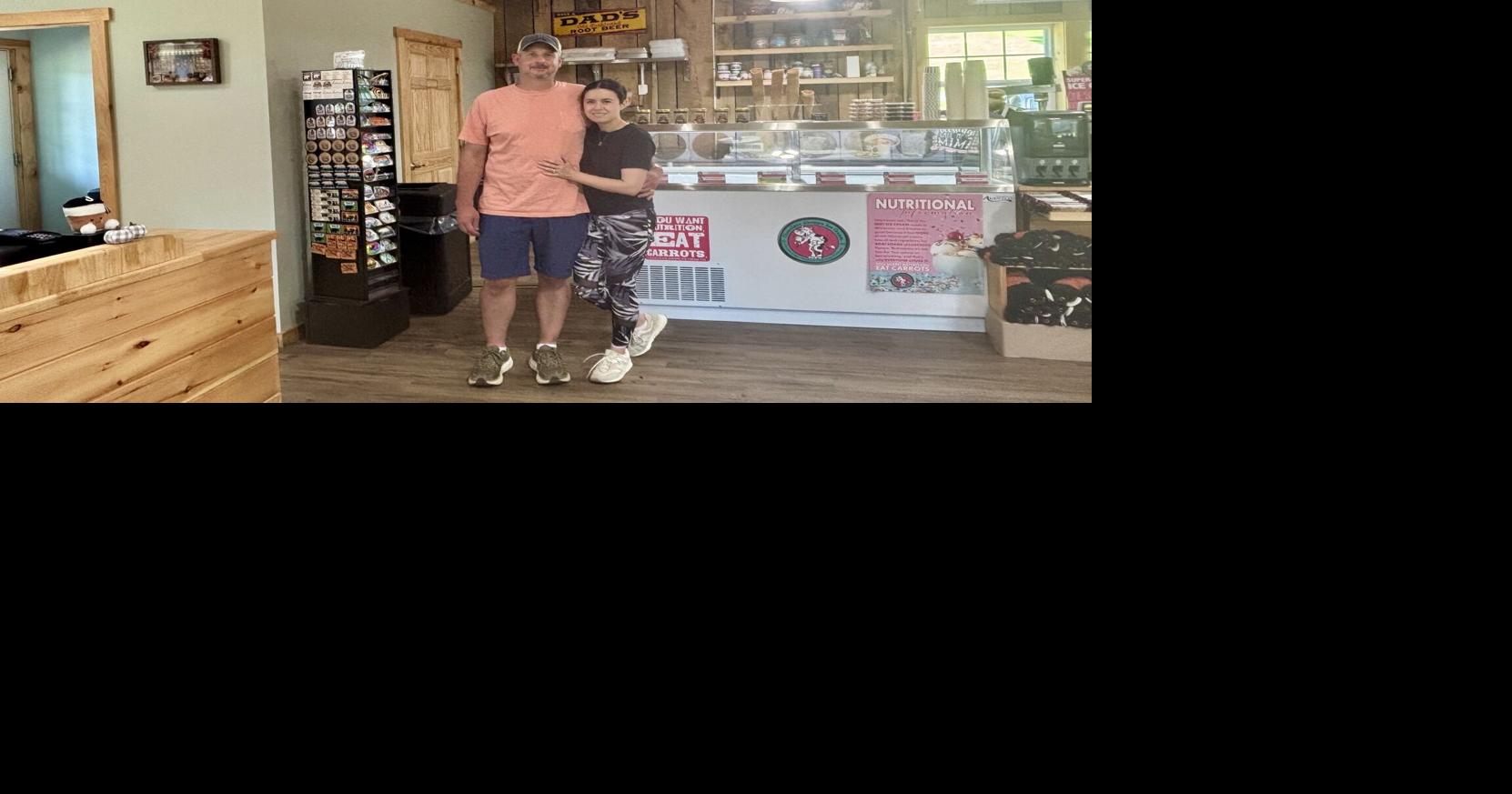 The Caffeinated Elk: Where coffee, fudge and family fun meet